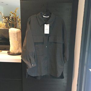 Zara (M) Grey Button Down Over Shirt with Hidden Side Seam Pockets